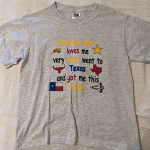 Fruit of the Loom 'Someone who loves me...' short-sleeve t-shirt size 10/12